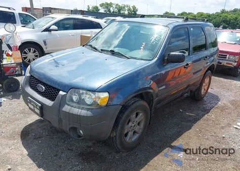 2005 Ford Escape Xlt из США, поврежденный, VIN 1FMCU93115KA39021